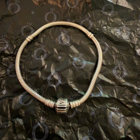 Pandora Silver Bracelet - Picture 2 of 4